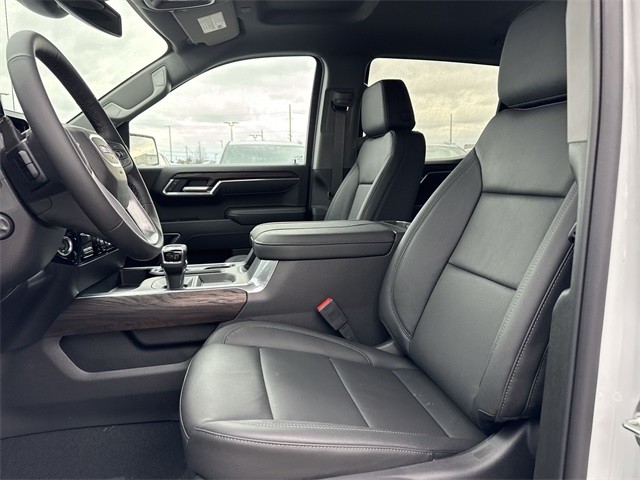 GMC Sierra 1500 Vehicle Full-screen Gallery Image 11