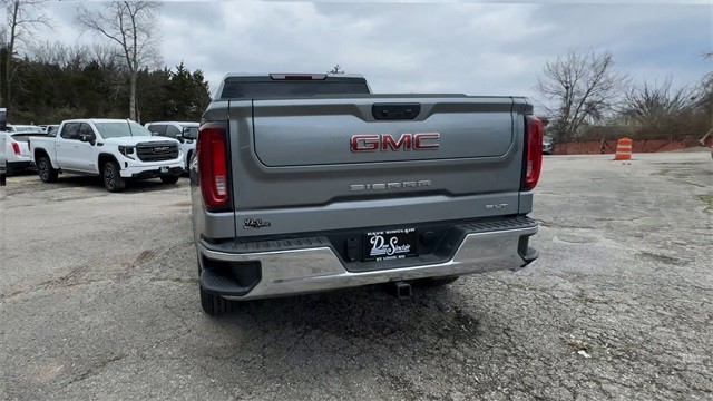 GMC Sierra 1500 Vehicle Full-screen Gallery Image 07