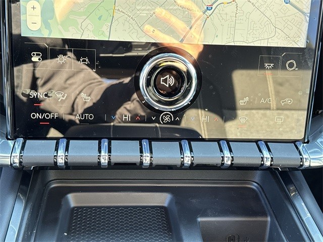 GMC Acadia Vehicle Full-screen Gallery Image 19