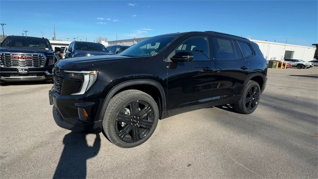 GMC Acadia Vehicle Full-screen Gallery Image 04