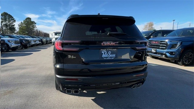 GMC Acadia Vehicle Full-screen Gallery Image 07