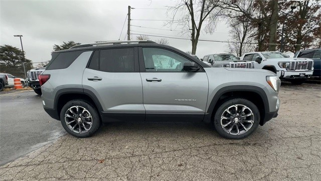 GMC Terrain Vehicle Full-screen Gallery Image 09