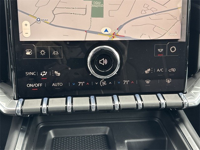 GMC Acadia Vehicle Full-screen Gallery Image 19