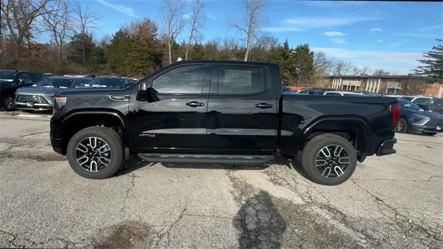 GMC Sierra 1500 Vehicle Full-screen Gallery Image 05