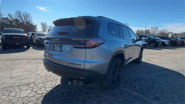 GMC Acadia Vehicle Full-screen Gallery Image 08