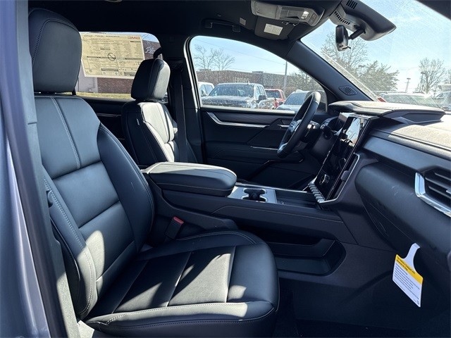 GMC Acadia Vehicle Full-screen Gallery Image 25