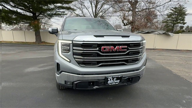 GMC Sierra 1500 Vehicle Full-screen Gallery Image 03
