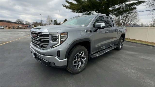 GMC Sierra 1500 Vehicle Full-screen Gallery Image 04