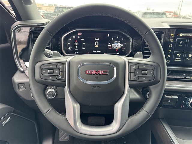 GMC Sierra 1500 Vehicle Full-screen Gallery Image 14