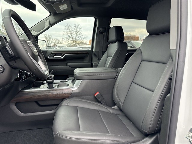 GMC Sierra 1500 Vehicle Full-screen Gallery Image 11