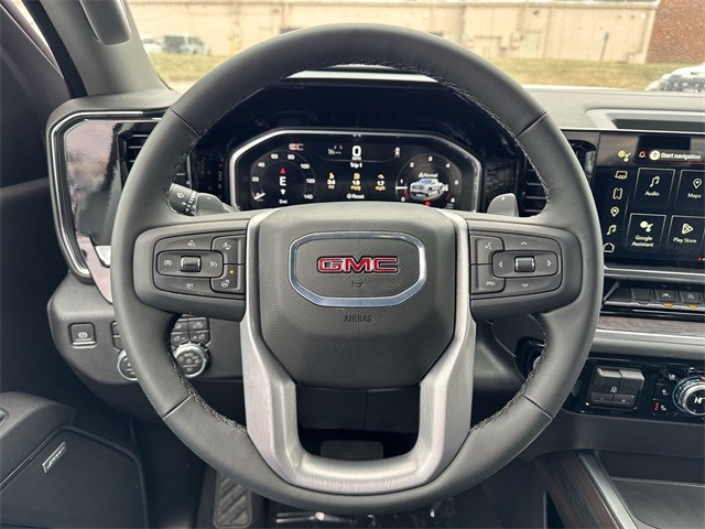 GMC Sierra 1500 Vehicle Full-screen Gallery Image 14