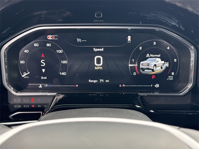 GMC Sierra 1500 Vehicle Full-screen Gallery Image 15