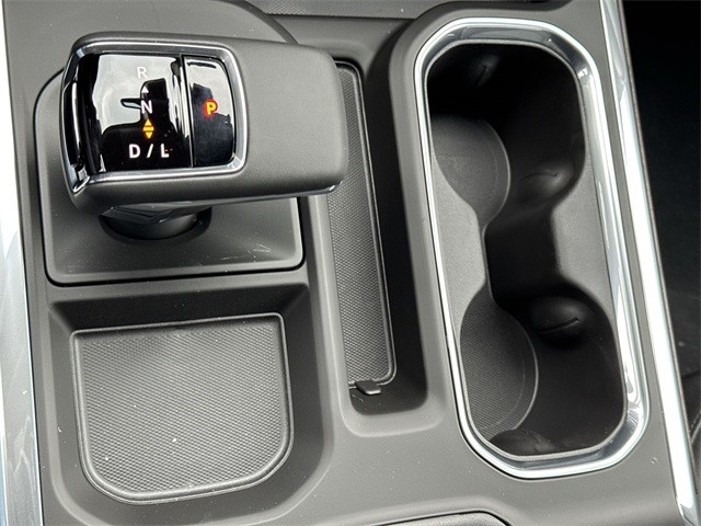 GMC Sierra 1500 Vehicle Full-screen Gallery Image 20