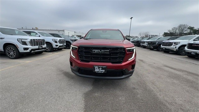 GMC Acadia Vehicle Full-screen Gallery Image 03