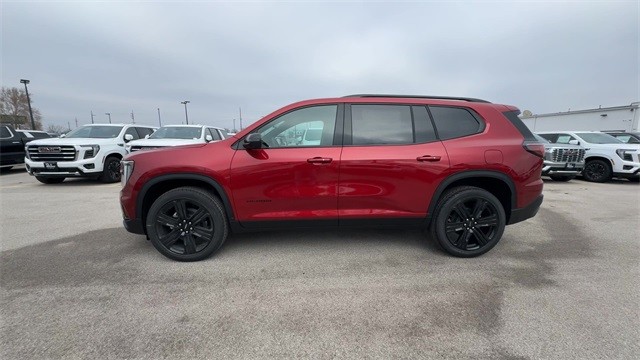 GMC Acadia Vehicle Full-screen Gallery Image 05