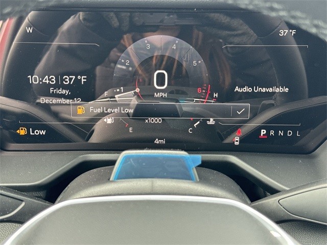 GMC Acadia Vehicle Full-screen Gallery Image 15