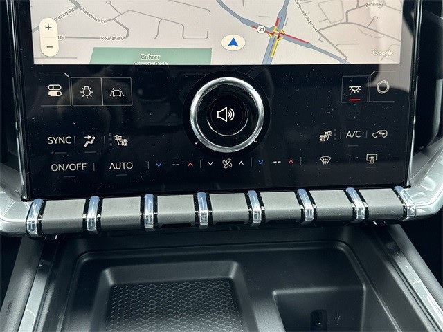 GMC Acadia Vehicle Full-screen Gallery Image 19