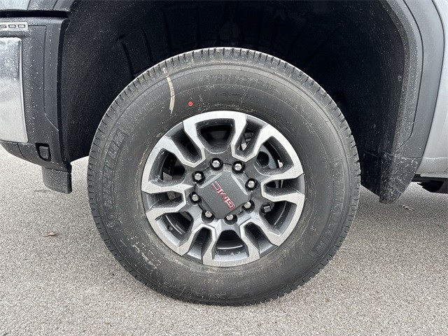 GMC Sierra 3500HD Vehicle Full-screen Gallery Image 10