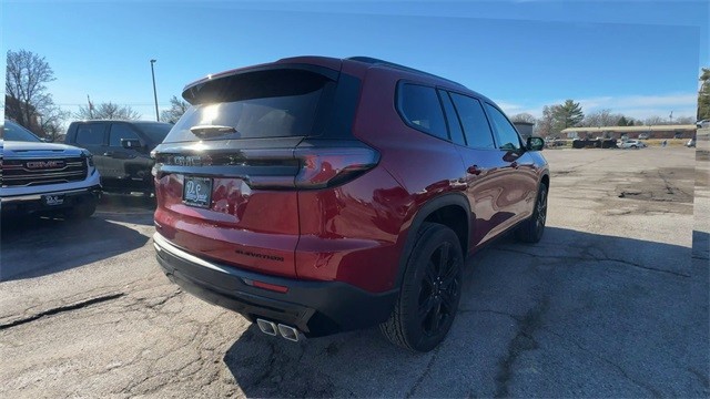 GMC Acadia Vehicle Full-screen Gallery Image 08