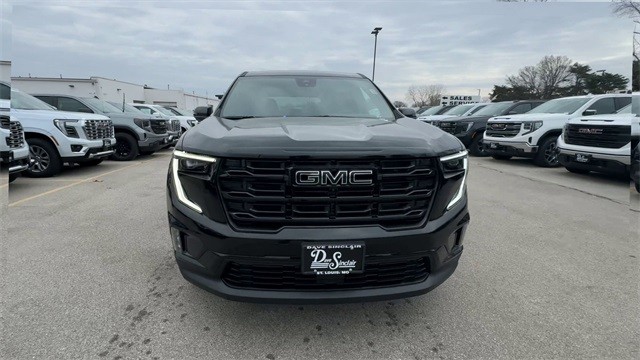 GMC Acadia Vehicle Full-screen Gallery Image 03