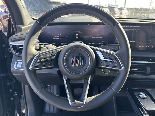 Buick Enclave Vehicle Full-screen Gallery Image 14