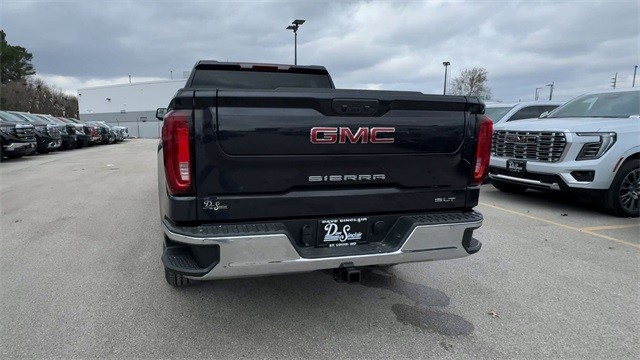 GMC Sierra 1500 Vehicle Full-screen Gallery Image 07