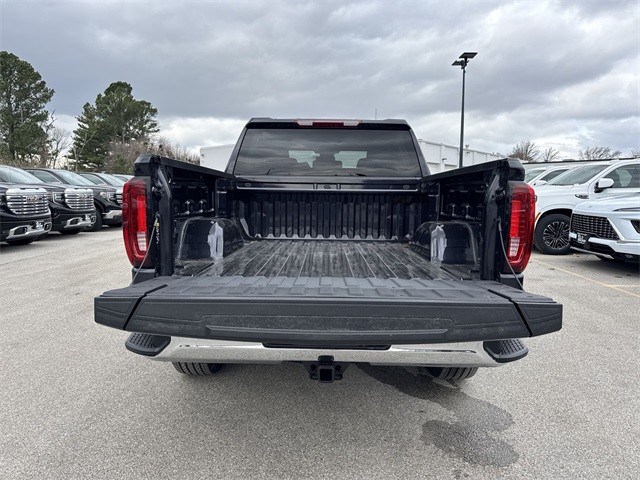 GMC Sierra 1500 Vehicle Full-screen Gallery Image 23