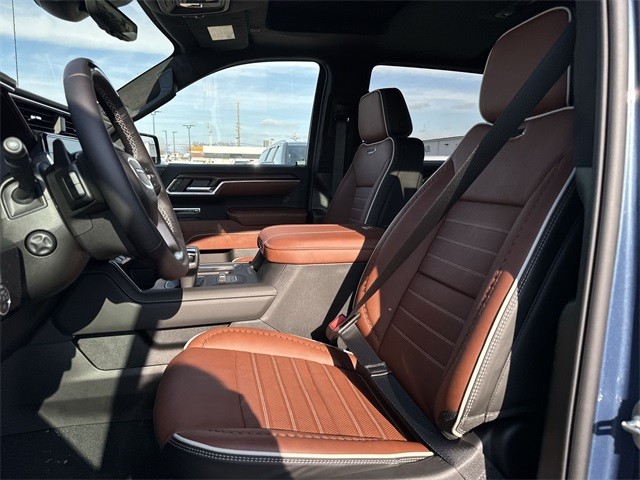 GMC Sierra 1500 Vehicle Full-screen Gallery Image 11