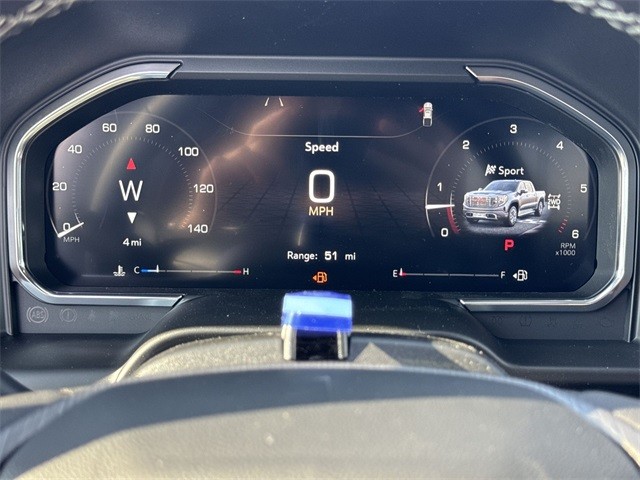 GMC Sierra 1500 Vehicle Full-screen Gallery Image 15