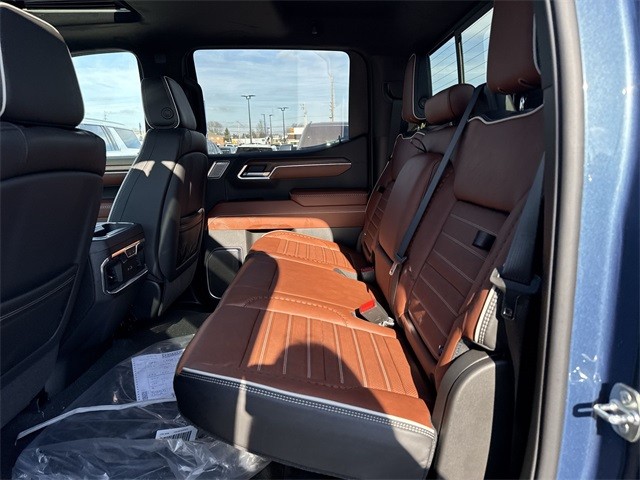 GMC Sierra 1500 Vehicle Full-screen Gallery Image 23