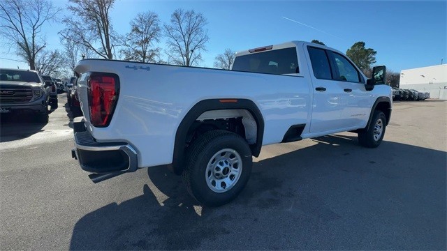 GMC Sierra 3500HD Vehicle Full-screen Gallery Image 08