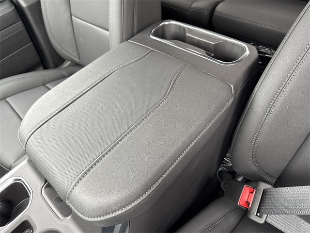 GMC Sierra 1500 Vehicle Full-screen Gallery Image 21