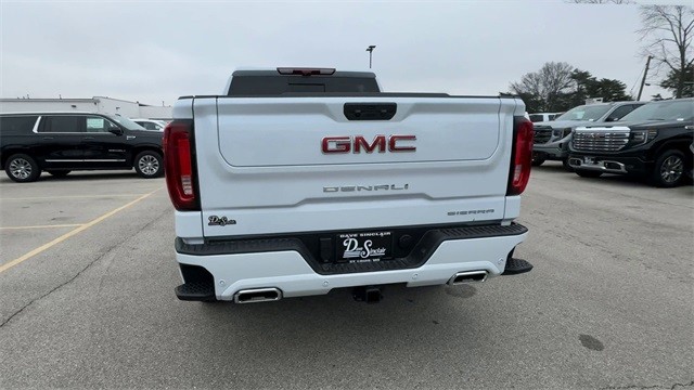 GMC Sierra 1500 Vehicle Full-screen Gallery Image 07