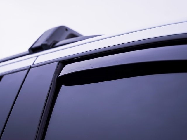 GMC Yukon Vehicle Full-screen Gallery Image 21