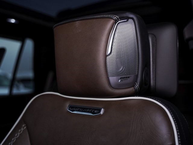 GMC Yukon Vehicle Full-screen Gallery Image 42