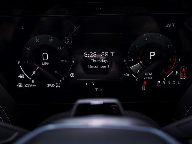 GMC Yukon Vehicle Full-screen Gallery Image 50