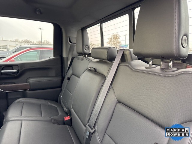 GMC Sierra 1500 Vehicle Full-screen Gallery Image 13