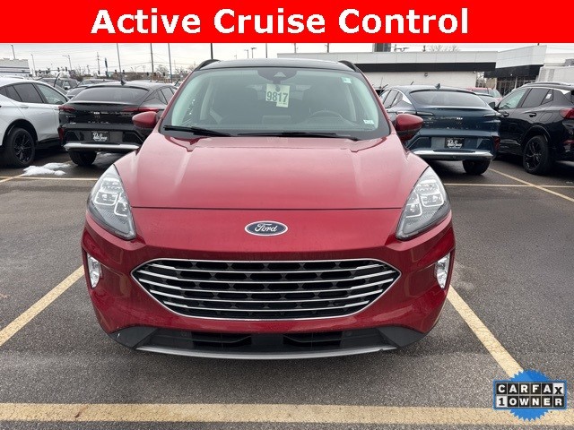 Ford Escape Vehicle Full-screen Gallery Image 02