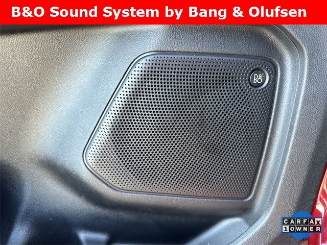 Ford Escape Vehicle Full-screen Gallery Image 29