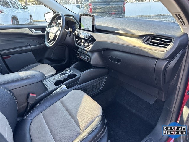 Ford Escape Vehicle Full-screen Gallery Image 34