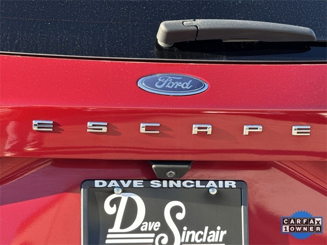 Ford Escape Vehicle Full-screen Gallery Image 37