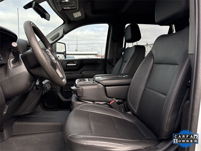 GMC Sierra 2500HD Vehicle Full-screen Gallery Image 22