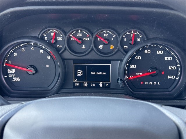 GMC Sierra 1500 Vehicle Full-screen Gallery Image 15