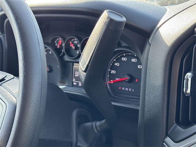 GMC Sierra 1500 Vehicle Full-screen Gallery Image 19