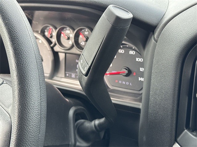 GMC Sierra 1500 Vehicle Full-screen Gallery Image 19