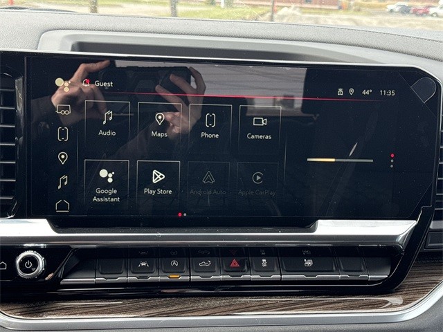 GMC Sierra 1500 Vehicle Full-screen Gallery Image 16