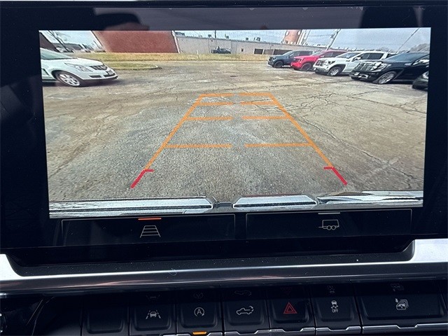 GMC Sierra 1500 Vehicle Full-screen Gallery Image 17