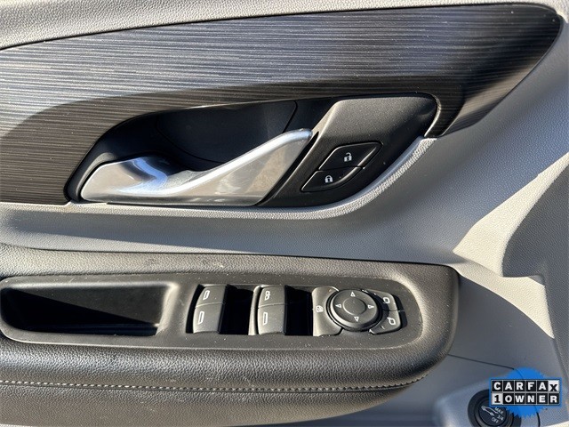 GMC Terrain Vehicle Full-screen Gallery Image 26