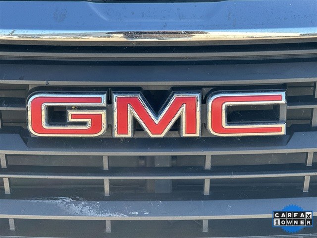 GMC Terrain Vehicle Full-screen Gallery Image 33