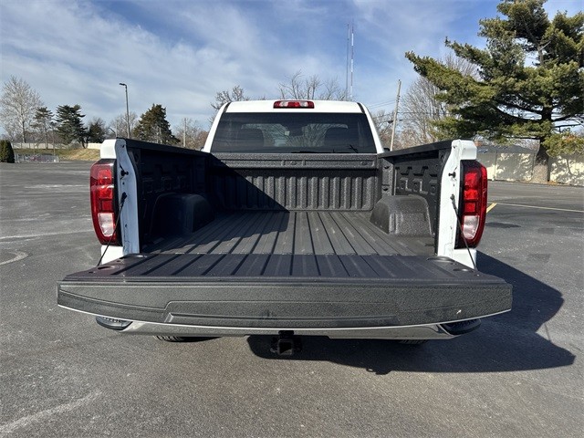 GMC Sierra 1500 Vehicle Full-screen Gallery Image 21